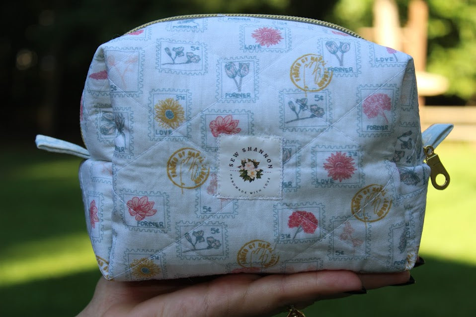 The Postage Stamp Handmade Makeup Bag – Quilted/Sewn Fabric Cosmetic Pouch, Travel Zipper Bag